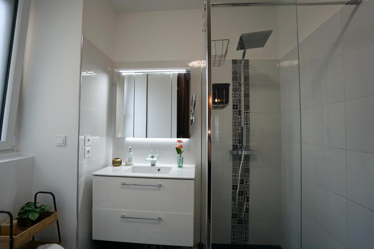 Le 12 * Hyper Centre* Apartman Lorient Kültér fotó